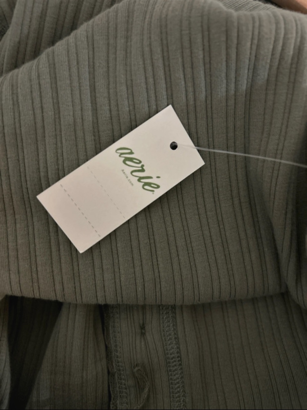 Aerie Women's Olive Ribbed Button-Front Tank Top - Picture 4 of 4